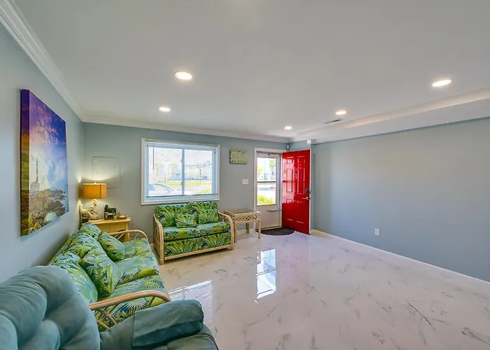 Ferienhaus Deck W/ Canal Access: Ocean Townhome